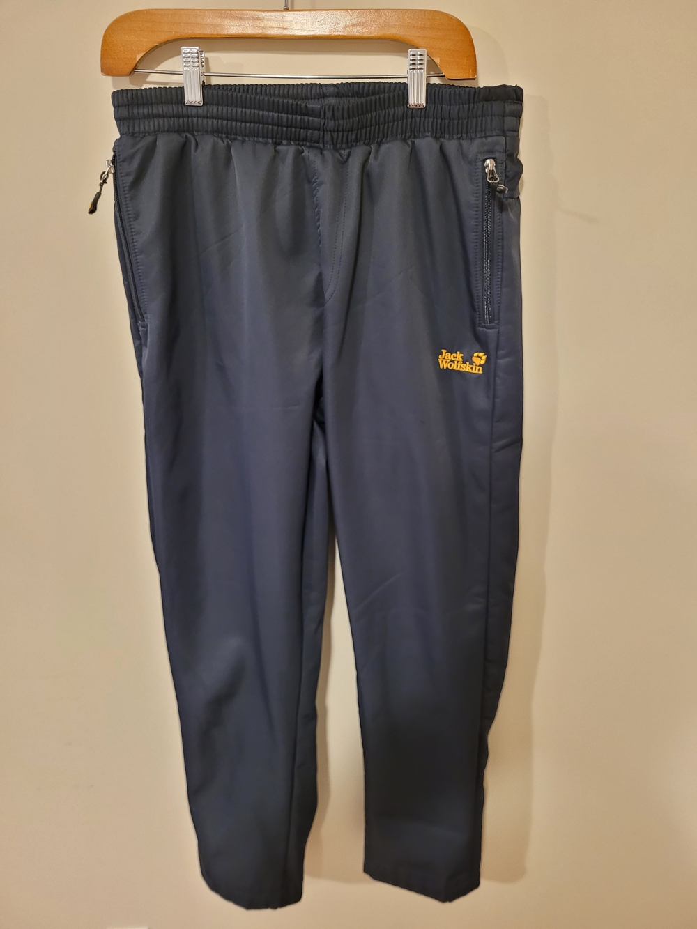 Brand New Vintage Men's Jack Wolfskin Waterproof & Windproof Active Track Pants
